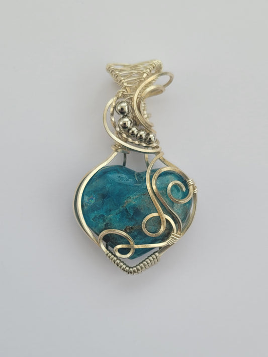 Pendentif cœur en apatite
