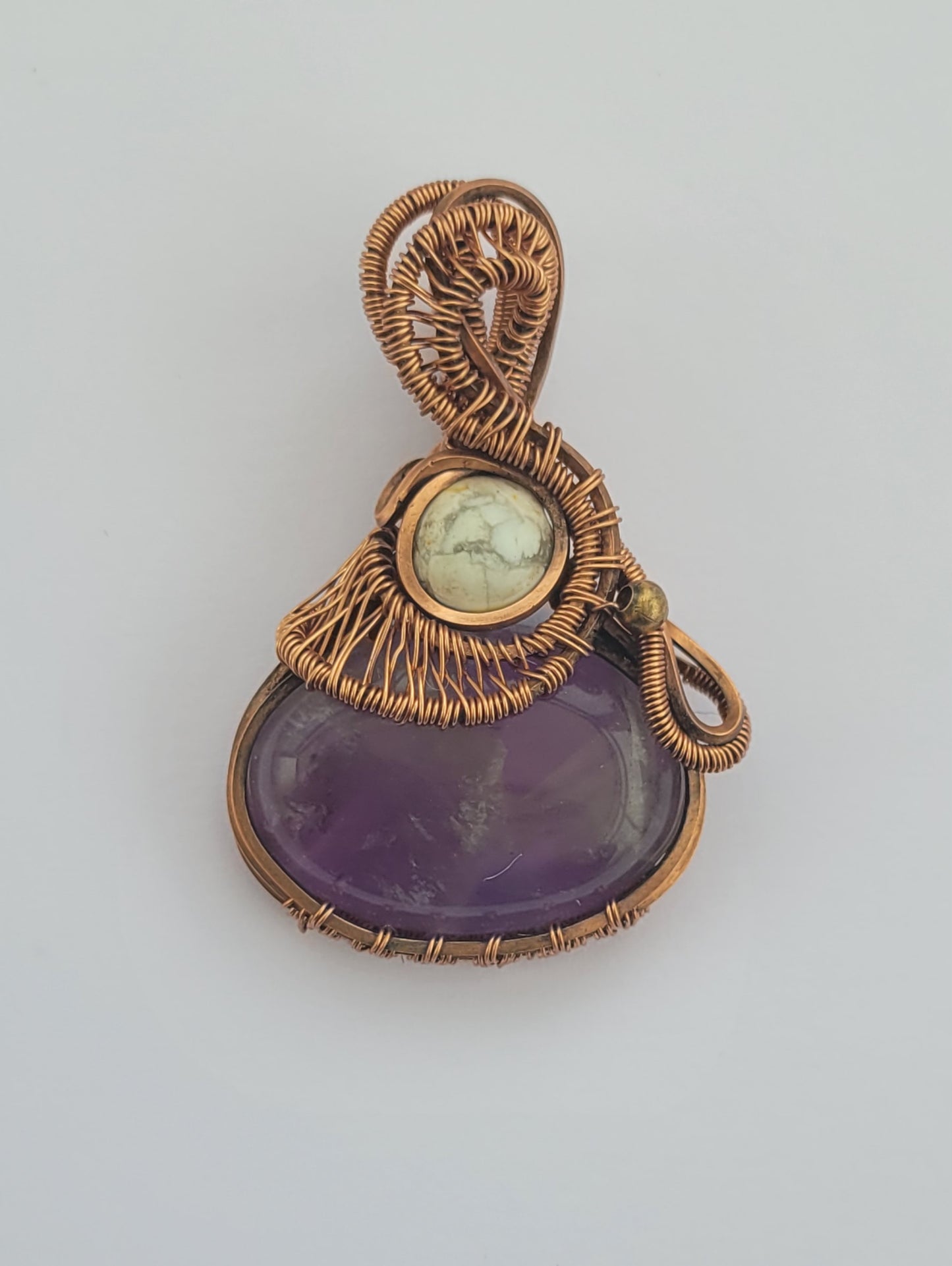 Pendentif en améthyste et howlite
