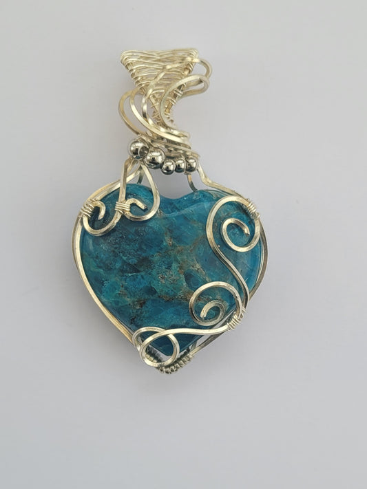 Pendentif cœur en apatite