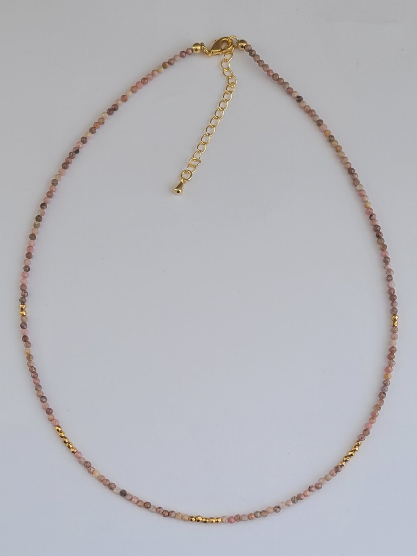 Collier en rhodonite et plaqué or