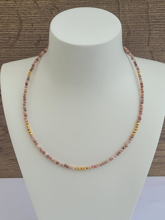 Collier en rhodonite et plaqué or