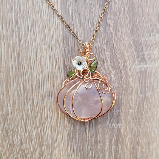 Pendentif citrouille en quartz rose